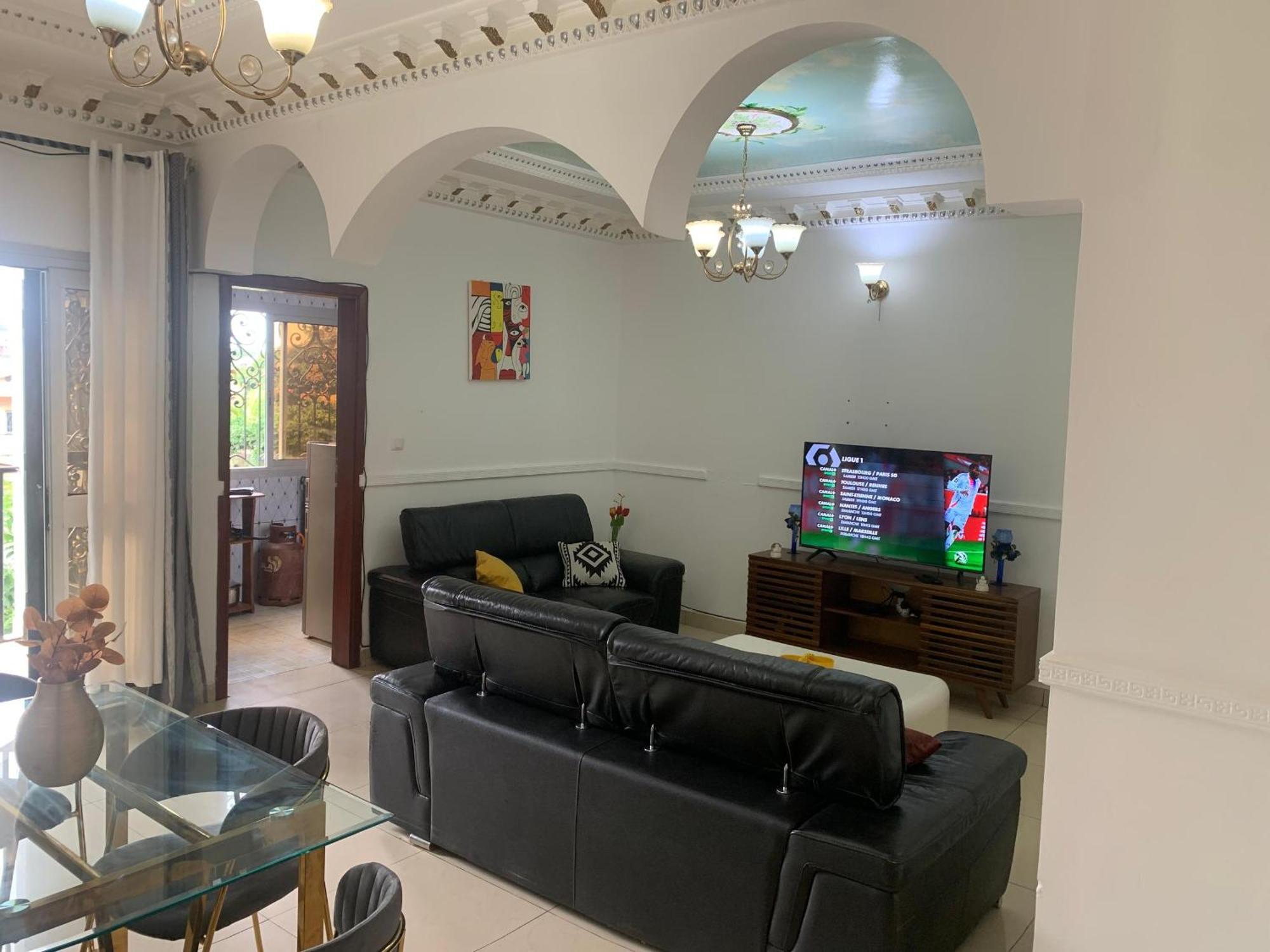 Apartamento Cosy Chez Gaby Yaoundé Exterior foto